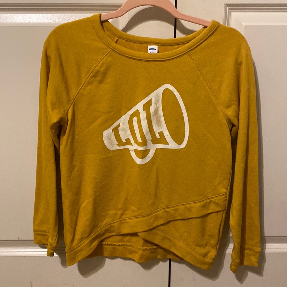 girls XL gold old navy long sleeved t shirt